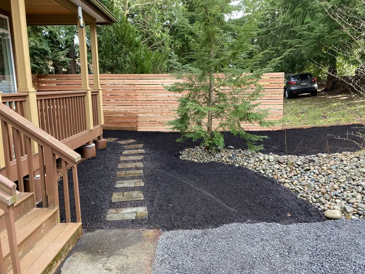 Horizontal cedar fence